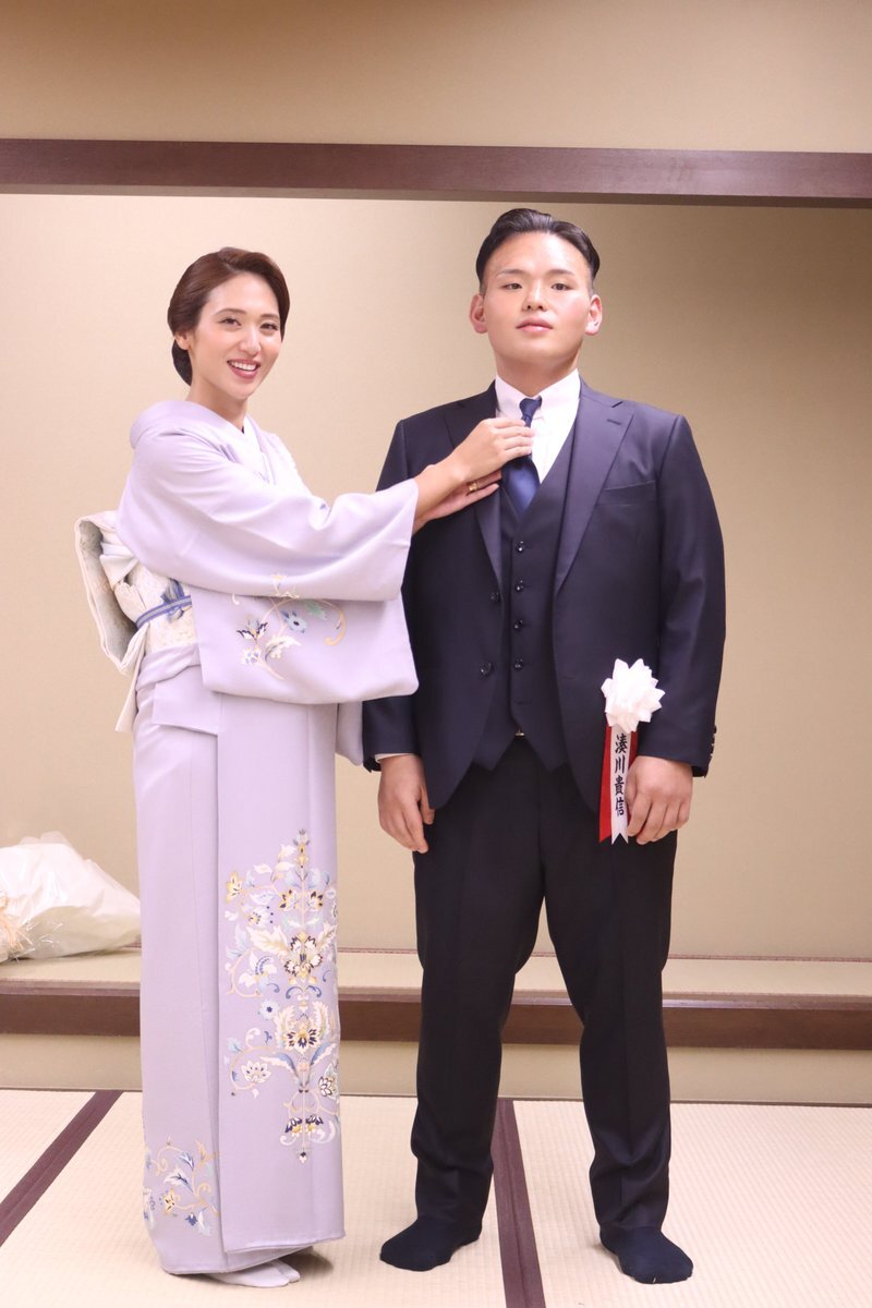 ”貴景勝引退湊川襲名披露大相撲”記念 限定 浴衣反物／布 貴景勝引退湊川襲名披露大相撲”記念 限定 浴衣反物／布 貴景勝