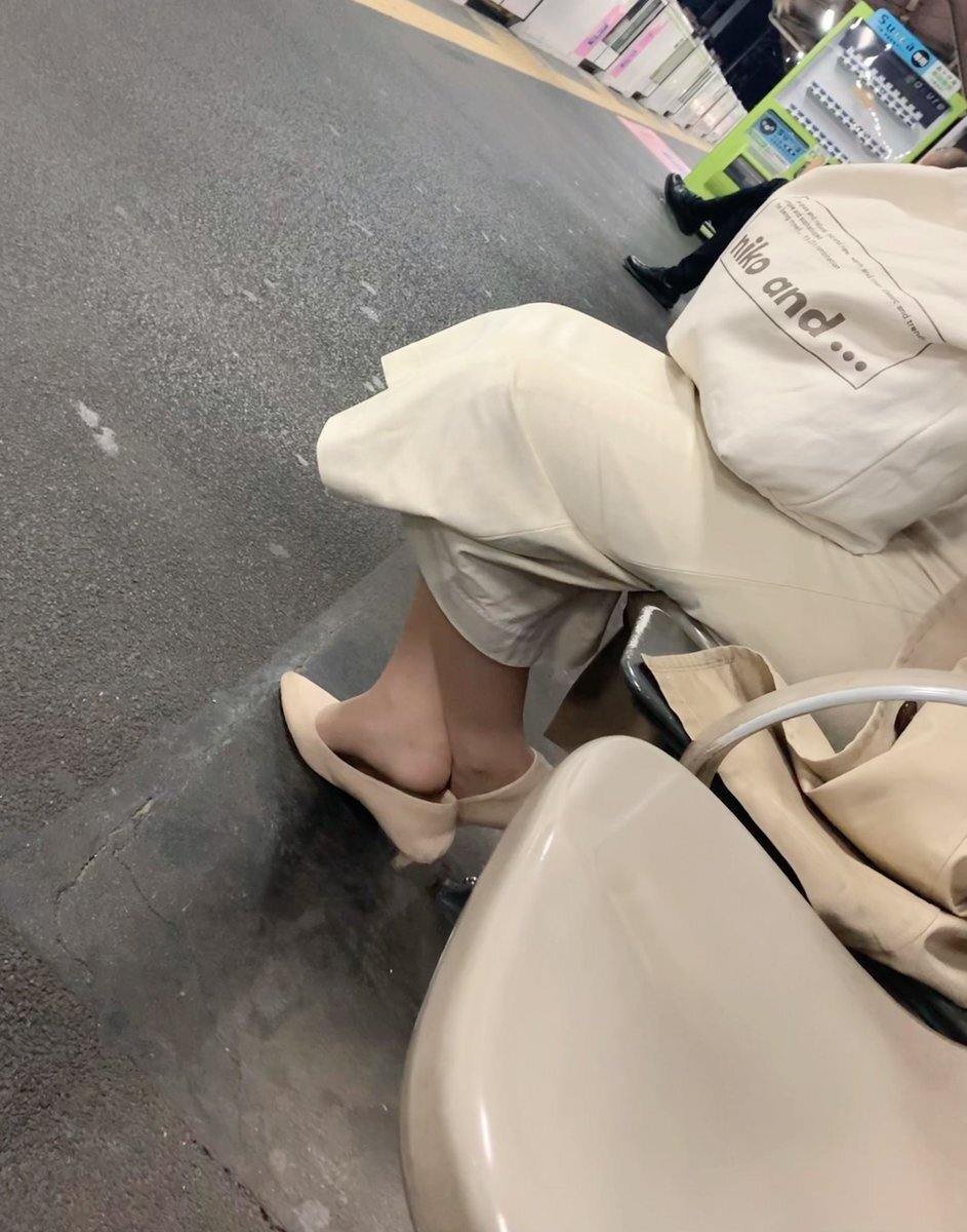 肉丝袜 肉丝袜」のYahoo!リアルタイム検索 - X（旧Twitter）をリアルタイム検索