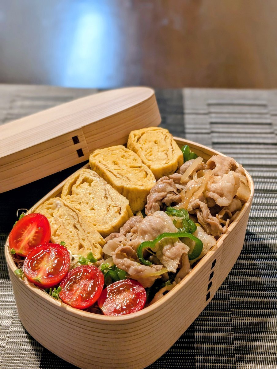 旦那弁当、愛情たっぷり！手作り弁当で頑張る夫婦