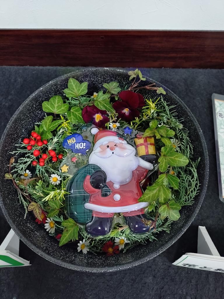 にいにい、FM COCOLO765でリスナーと楽しい時間を過ごす