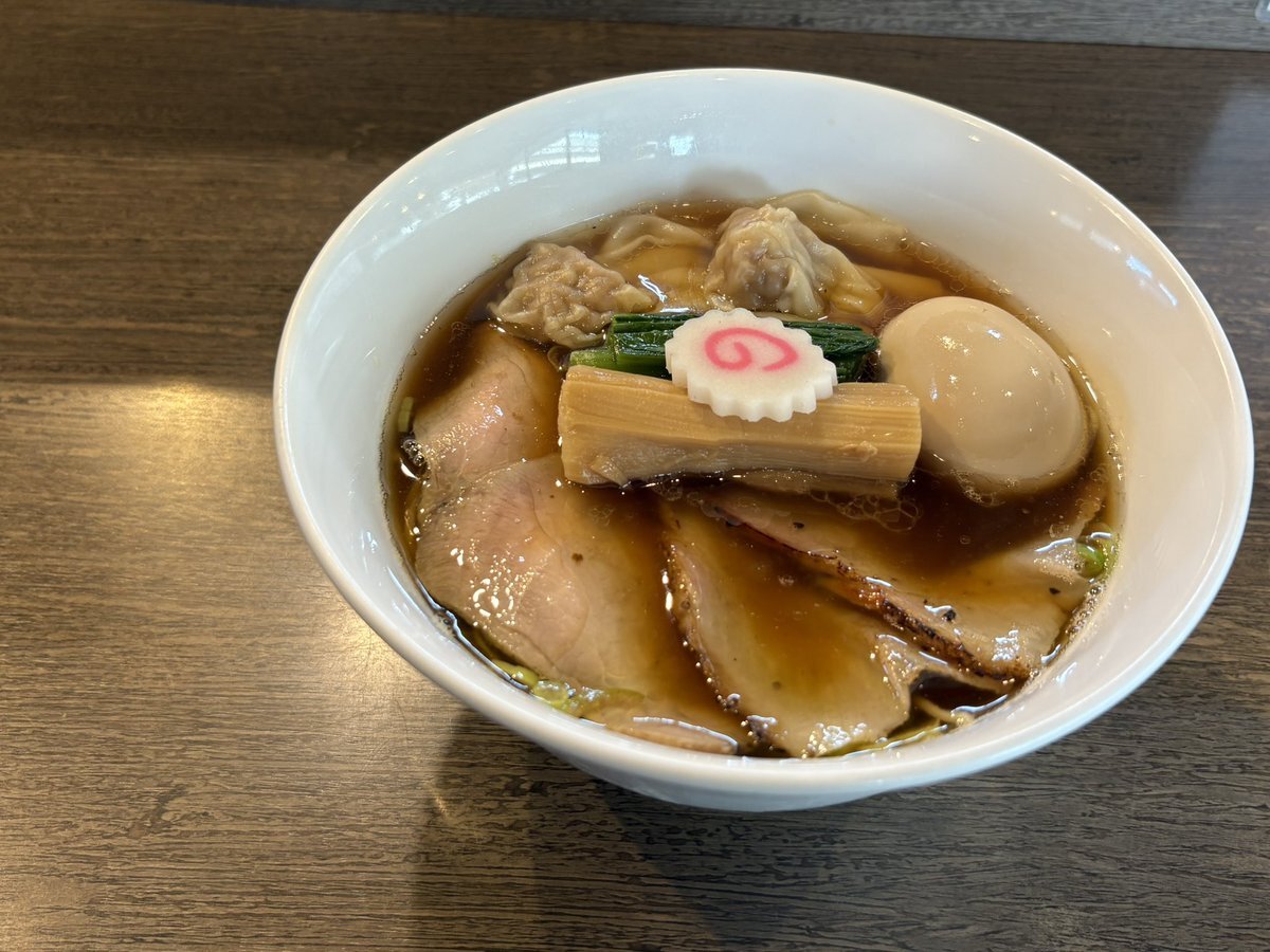 祝日営業情報多数！ 11月24日は多くの店舗が営業