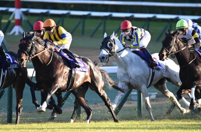 オリックス新ユニ、サードユニはブレーブス風！ファンは賛否両論