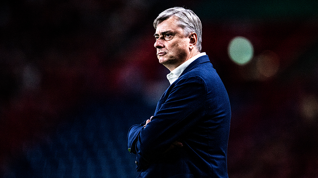 浦和、スコルジャ監督続投！ファンは「期待」「不安」の声