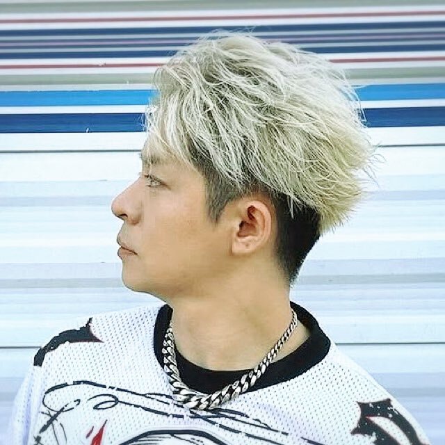 Amazon.co.jp: DUO 岸優太さん 目覚まし時計 : Toys & Games