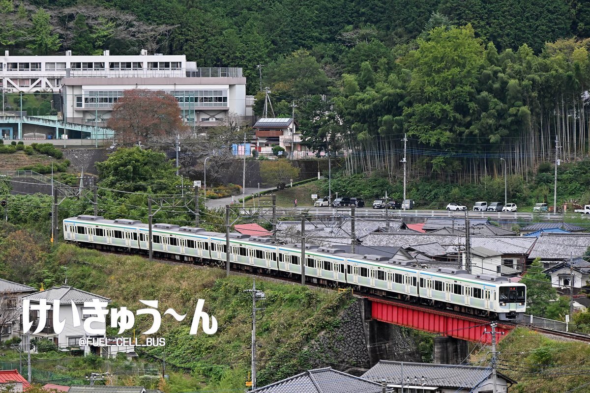 西武鉄道の新型車両、話題に！