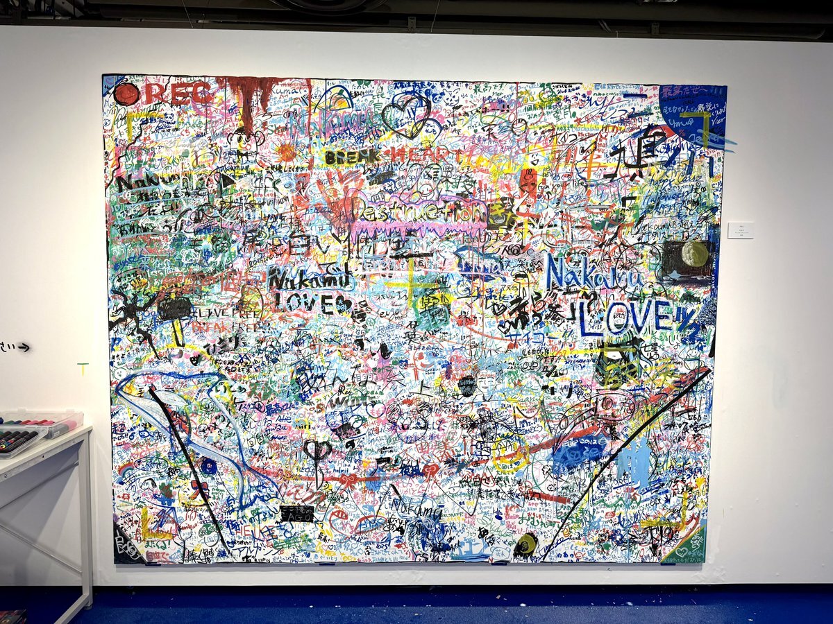 Nakamuさん、2ヶ月で個展を開催！一体どんな作品が展示されている？