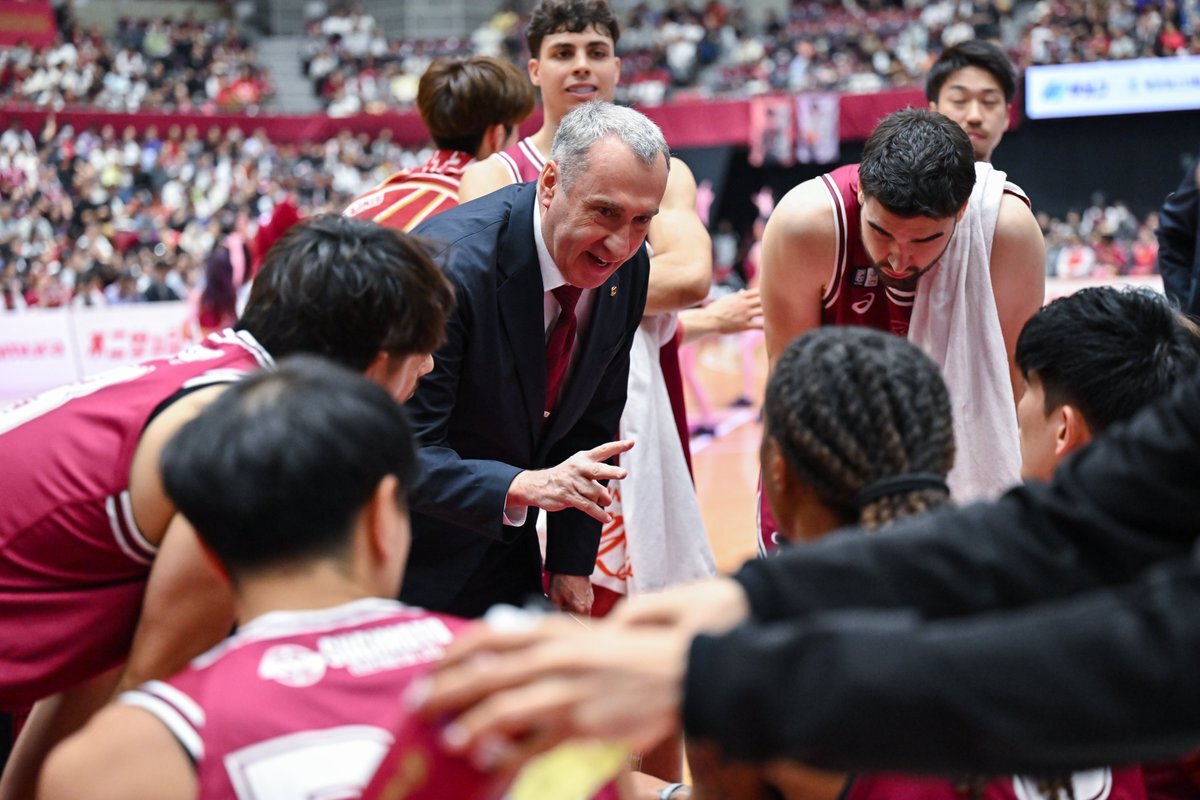 川崎ブレイブサンダース、ネノHCはなぜ退任した？