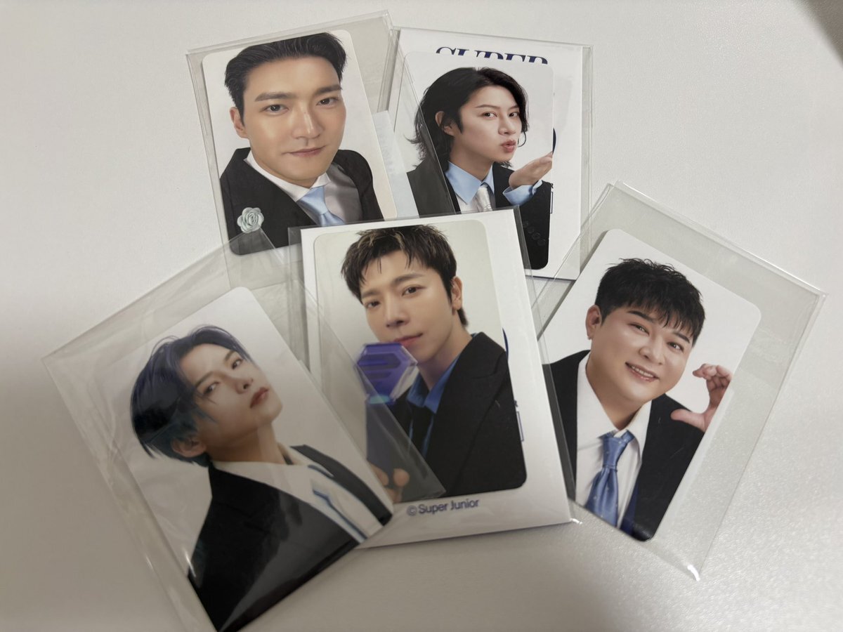 Super Junior メンバー全員 生サイン 69e3e912a1811756c4237c6480d32d