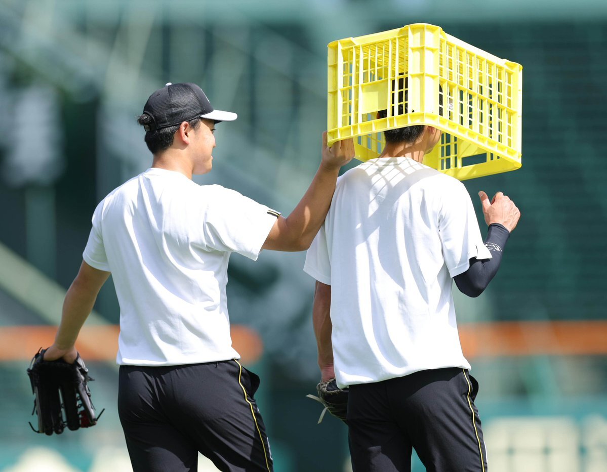 中川勇斗　4点まとめ売り Q43VLAUDTBICFNGGAQOTJCETHA.jpg