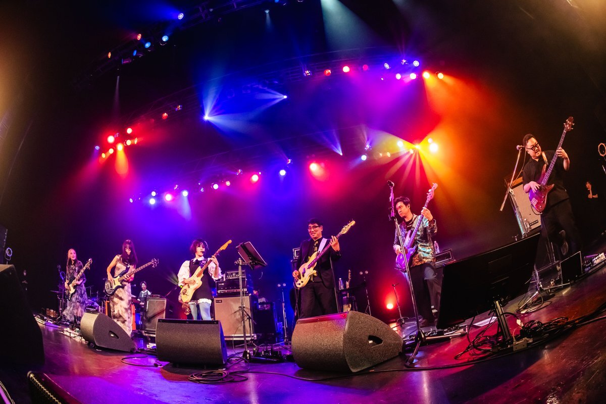 音楽イベントやスポーツニュースで盛り上がった11月11日と12日