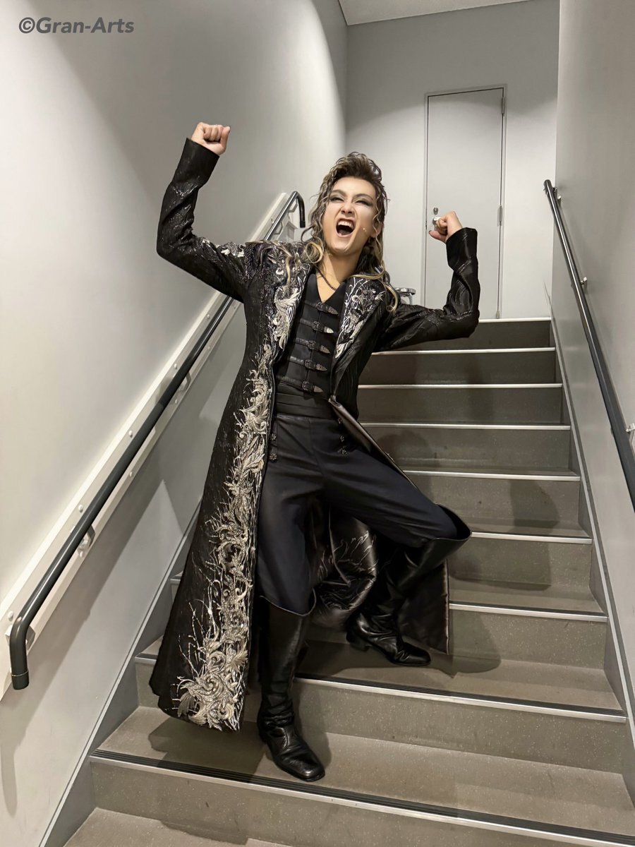 井上芳雄、エリザベートトート役卒業を宣言！ファン悲しみの声