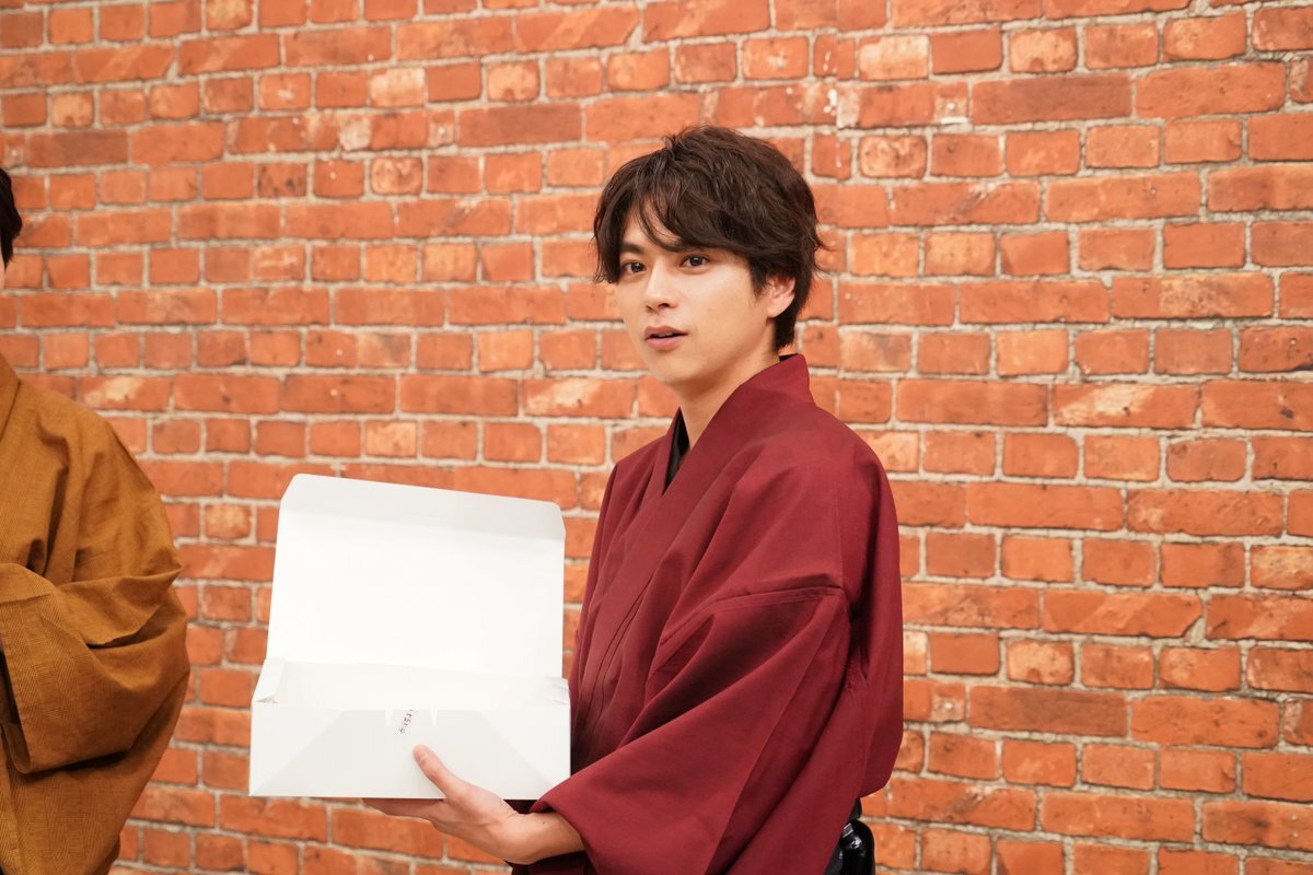 佐藤勝利、誕生日祝いの声が殺到！