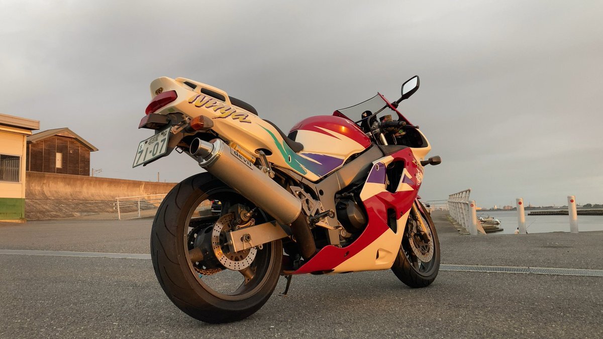 すべて売れました。ありがとうございました トヨタ ランドクルーザー70 4.2 ZX ディーゼル 4WD(1806544802