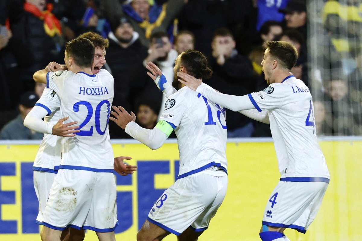 P*N様 ’94スウェーデン代表AW 本当に恥ずかしい」スウェーデン代表がW杯予選敗退の危機…イサク