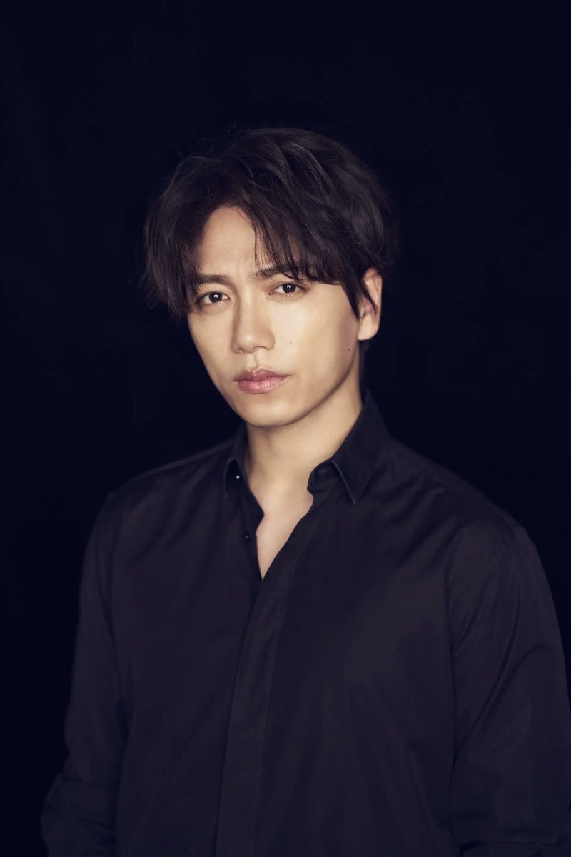 山崎育三郎さん掲載ページ（約A3サイズ）#4779 Amazon.co.jp: 誰が為 (通常盤): ミュージック