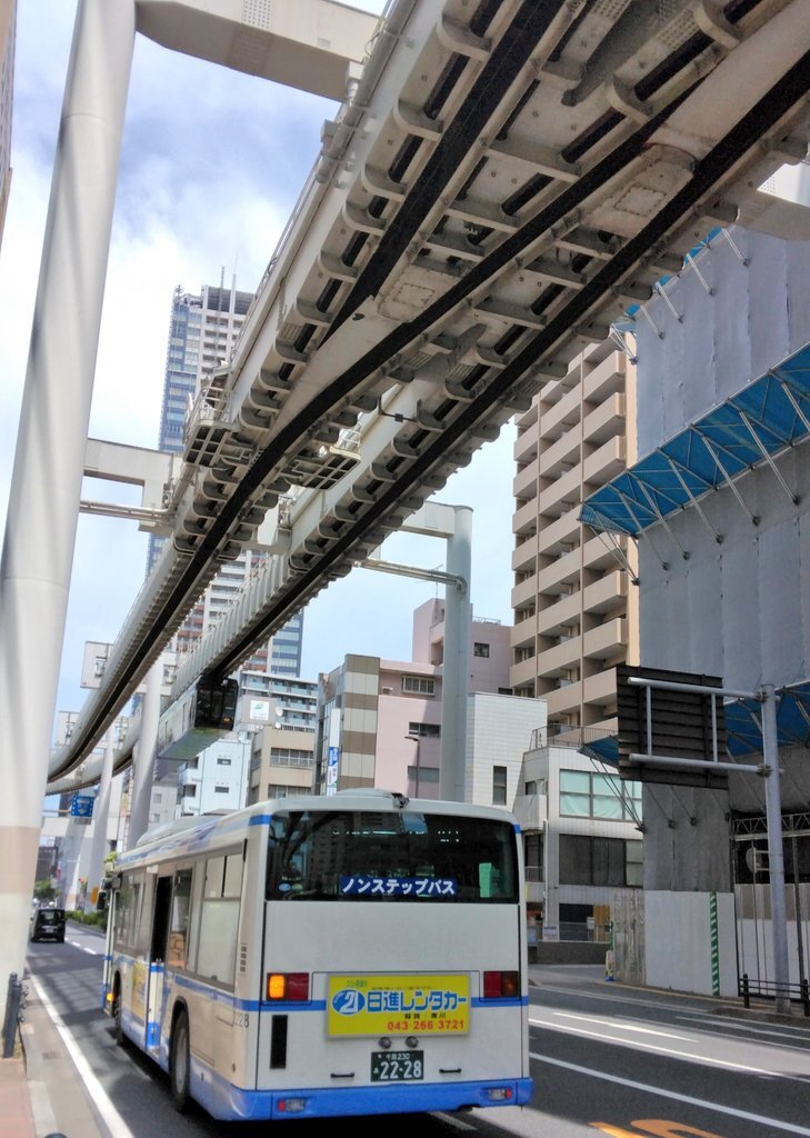 神奈川バス資料保存会 懐かしの京成系千葉のバス 新京成　オリエンタルランド Amazon.co.jp: 神奈川バス資料保存会 懐かしの京成系千葉のバス