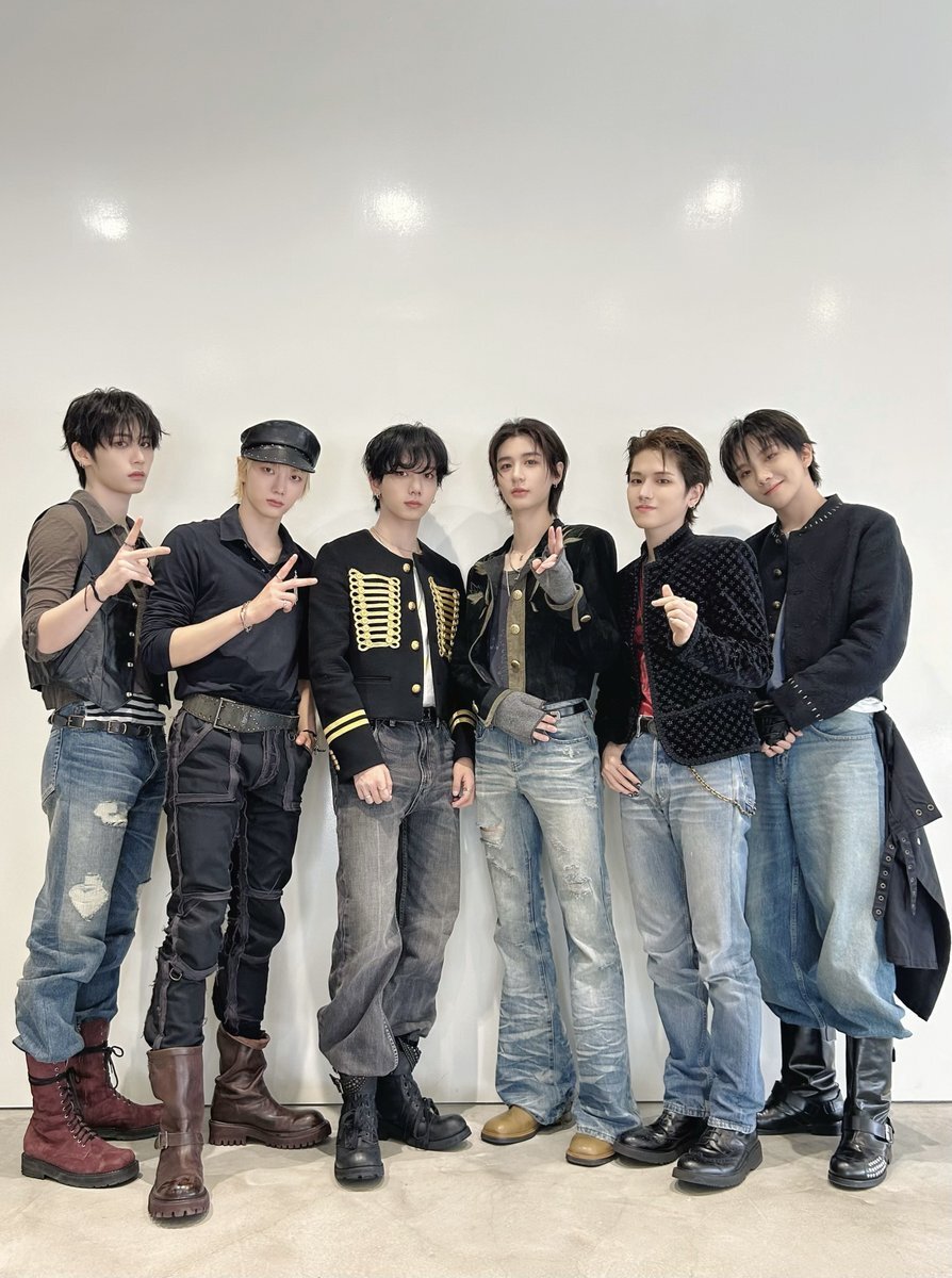 バズリズム02で話題のアーティストは？