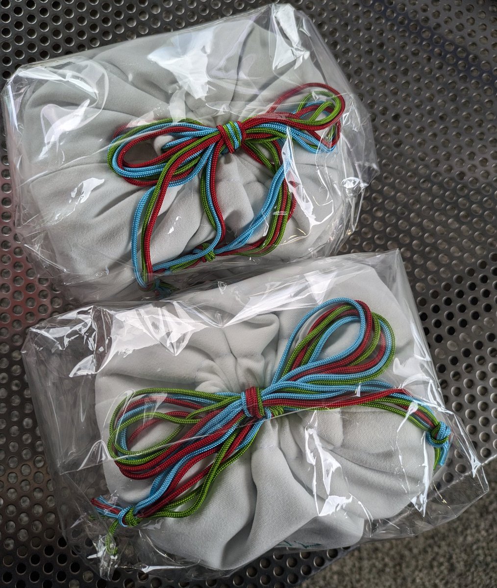 SideM「桃まんじゅう」アクキー、交換熱で盛り上がり中！(2025