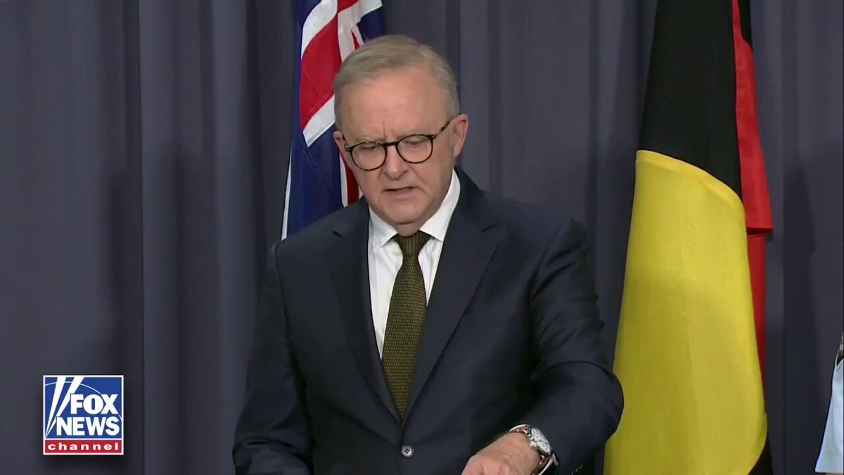 シドニービーチで銃乱射事件、ハヌカ行事襲撃で11人死亡