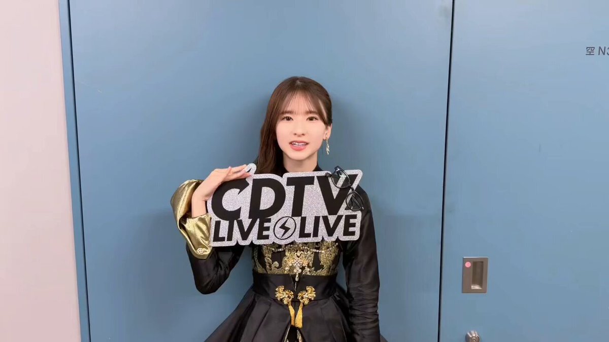 深夜テンションの菅原咲月、アンダー楽曲話に熱く語る！ファン「可愛すぎる」