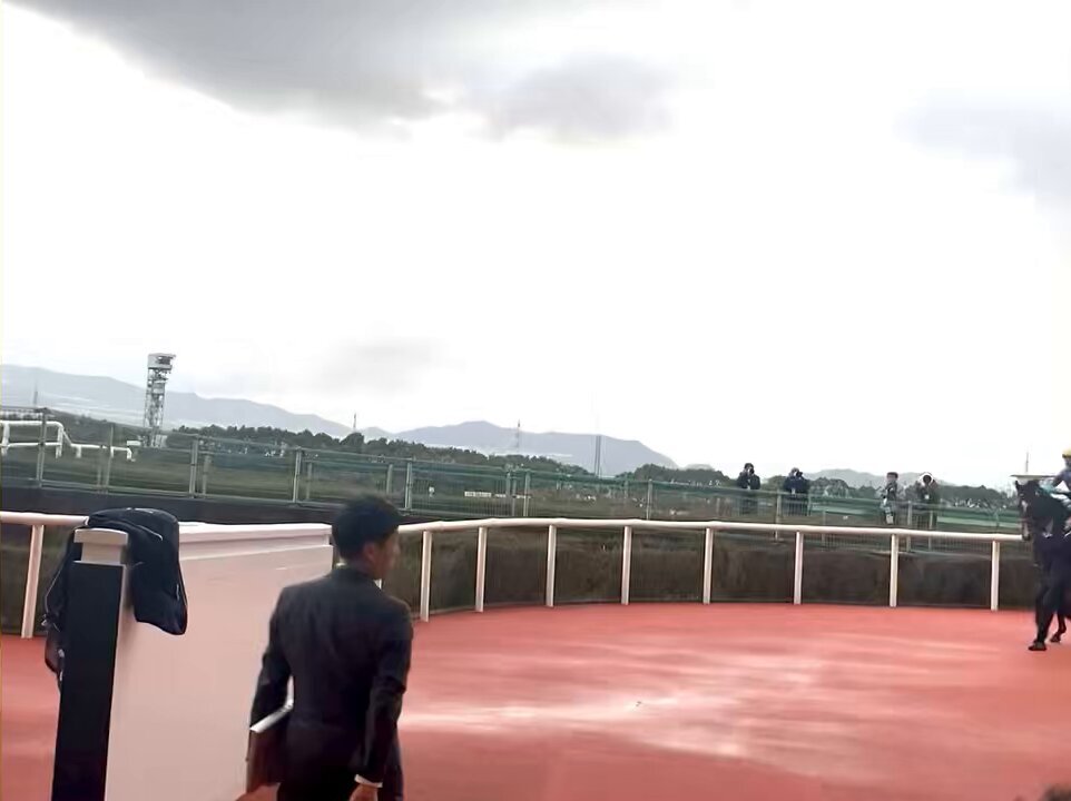 カヴァレリッツォ、クリスチャン騎手が見事勝利！朝日杯FS制覇