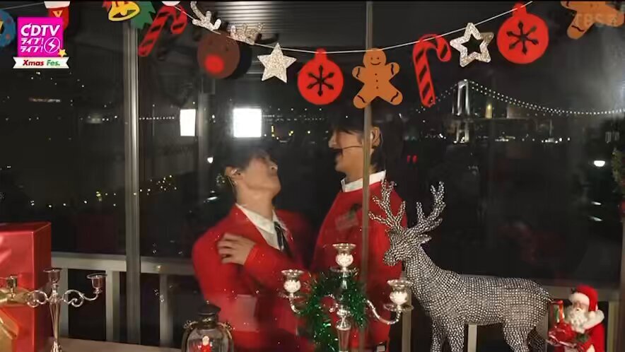 SnowMan目黒蓮と向井康二の濃厚な絡み、ファン歓喜！