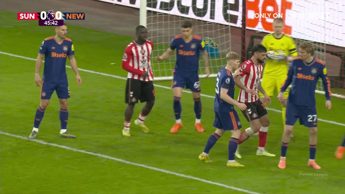 ヴォルテマーデのオウンゴール！サンダーランドがダービー制覇へ