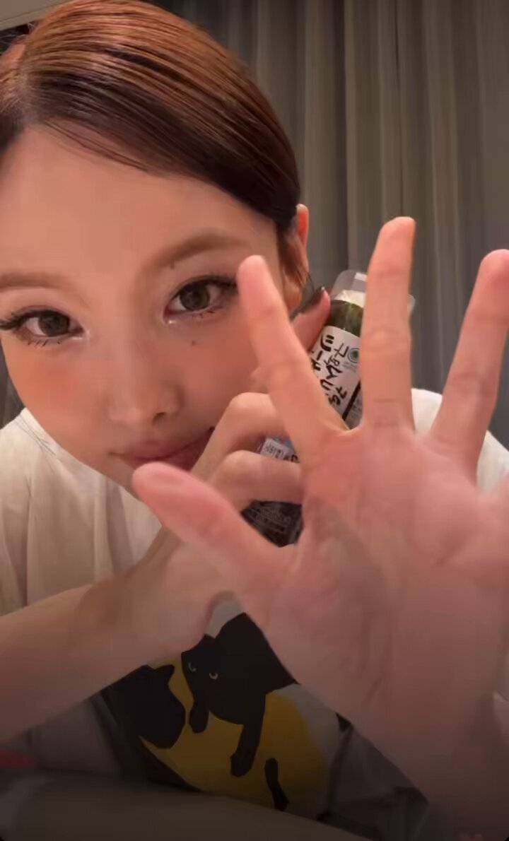 ナヨン   確認よう MV] ナヨン NAYEON - ABCD（日本語字幕） - YouTube
