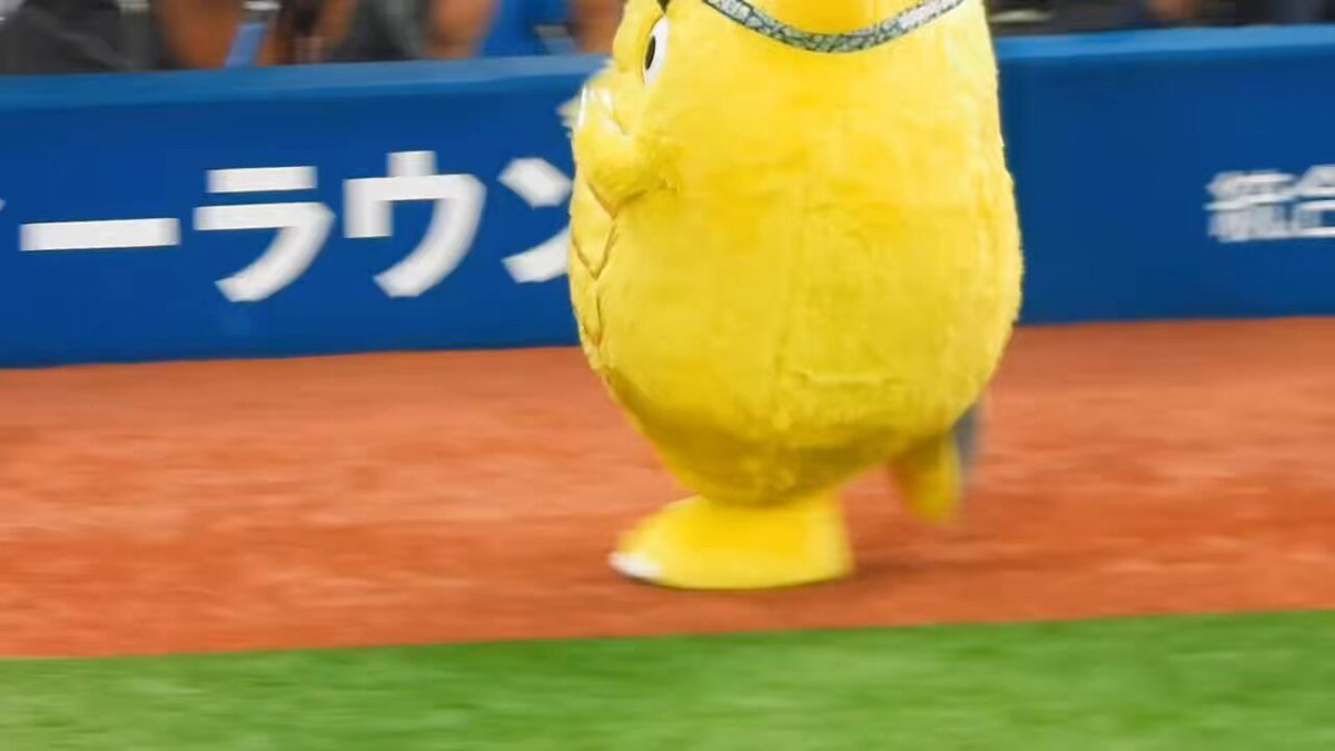 椅子 -u-3- X（旧Twitter）で話題のおもしろ画像や動画 - Yahoo