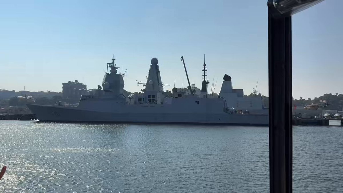 ノルウェー海軍 ロアールアムンセン 乗員用パッチ ノルウェー王国海軍 フリゲート艦 ロアール・アムンセン横須賀