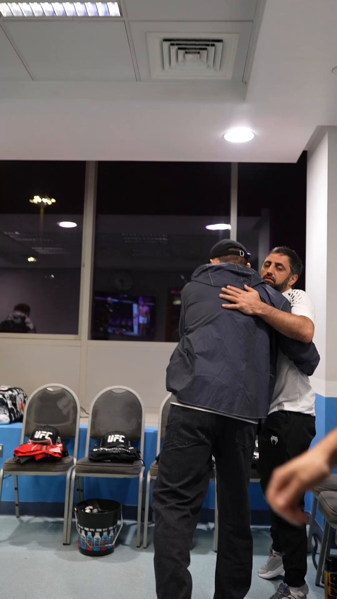 マカチェフ、ウランベコフのセコンドに！堀口恭司勝利で怒り爆発？