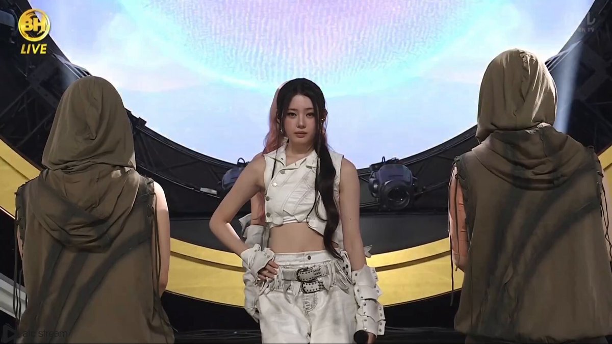 BABYMONSTER、日本音楽番組で熱狂的パフォーマンス！