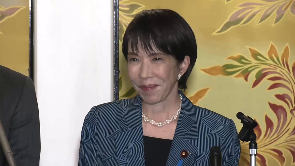 高市早苗新首相、安倍晋三元首相の政策を引き継ぐ