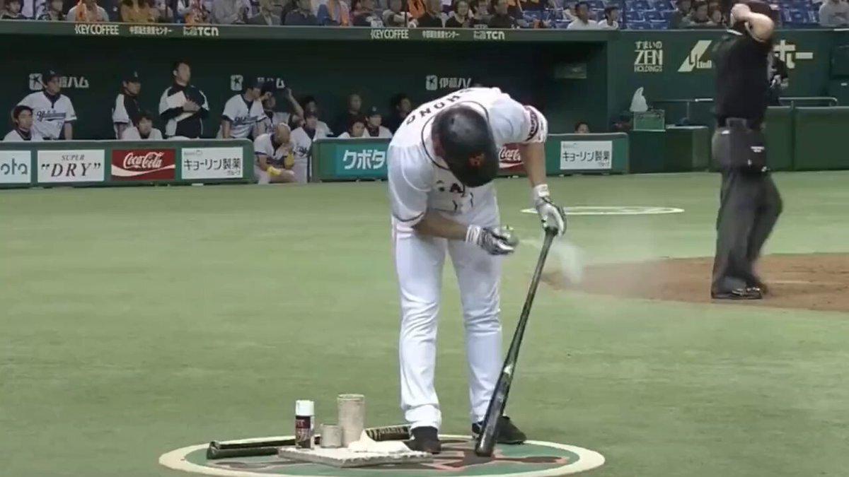 巨人の長野久義選手、16年間の現役生活に幕を閉じる