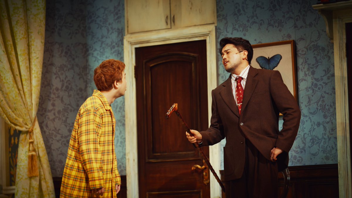 井口理主演舞台「キャッシュ・オン・デリバリー」、開幕にファン歓喜！