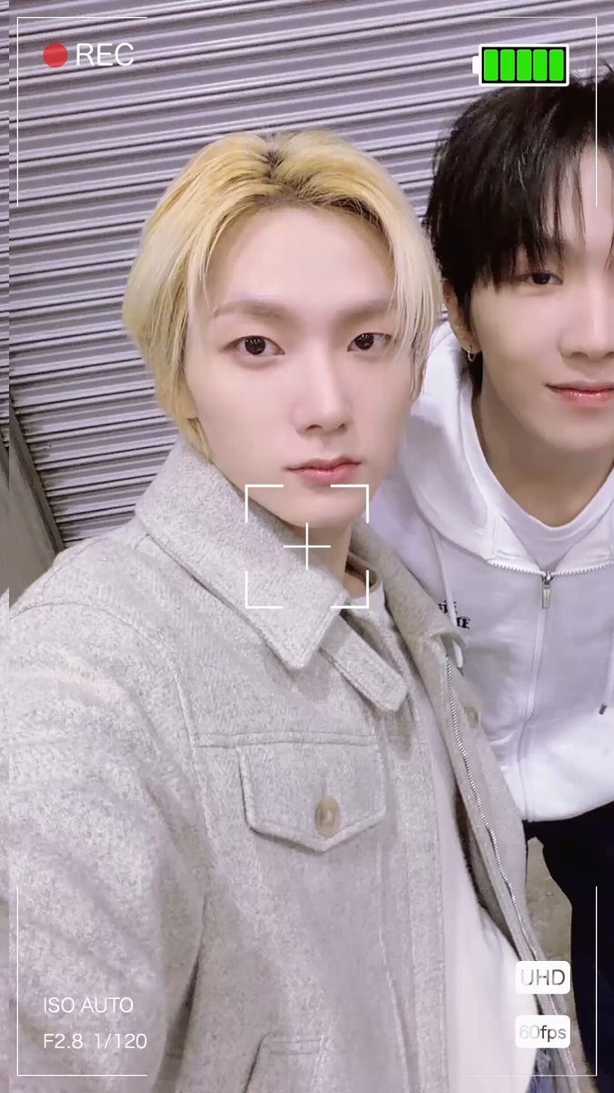 BOYNEXTDOORがトムとジェリーとコラボ？ツリー点灯式で新曲も披露！