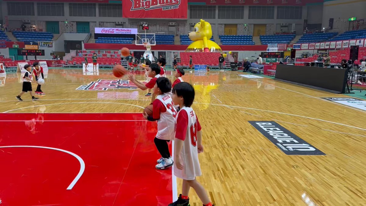 NHK杯フィギュアのエキシビション、話題の選曲と演出は？