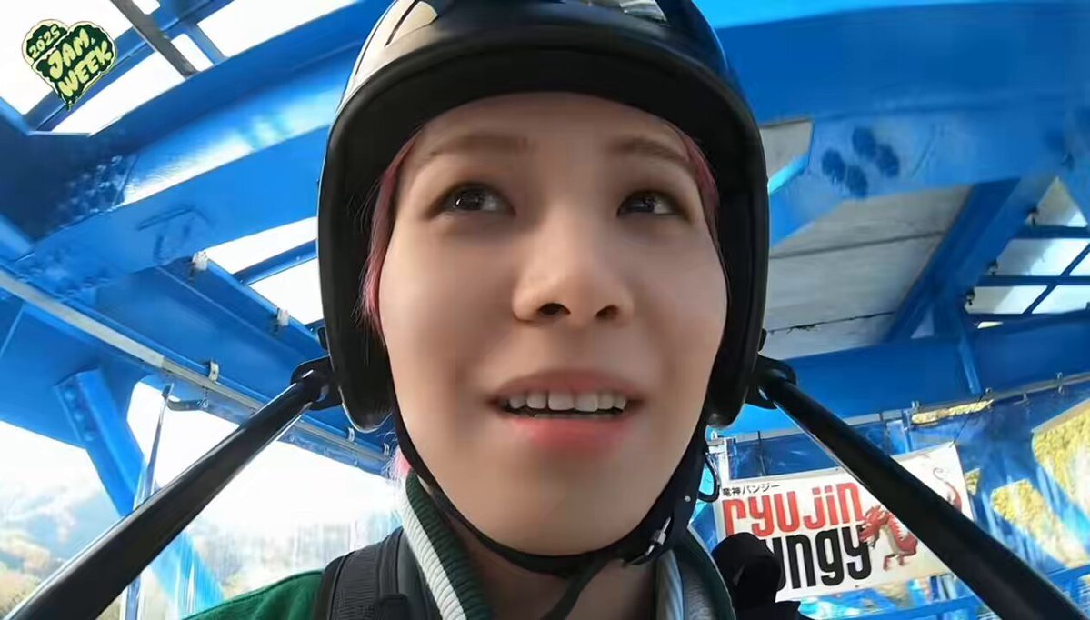 JO1 川尻蓮、バンジージャンプでファンを魅了！「美しい」「爽やか」の声