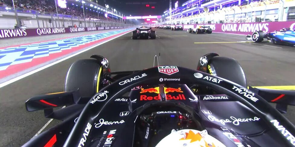 角田裕毅、スタートでベアマンの押し出しに苦戦！ファンは「危険運転」と批判