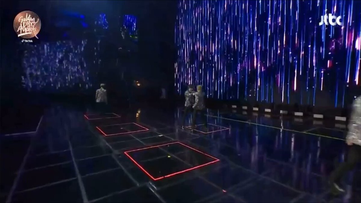 ASTRO ユンサナ ムンビン DIFFUSION ソウルコン ラキドロ｜Yahoo