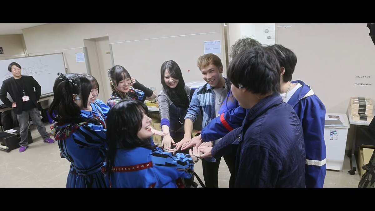 バズリズム02で話題のアーティストは？