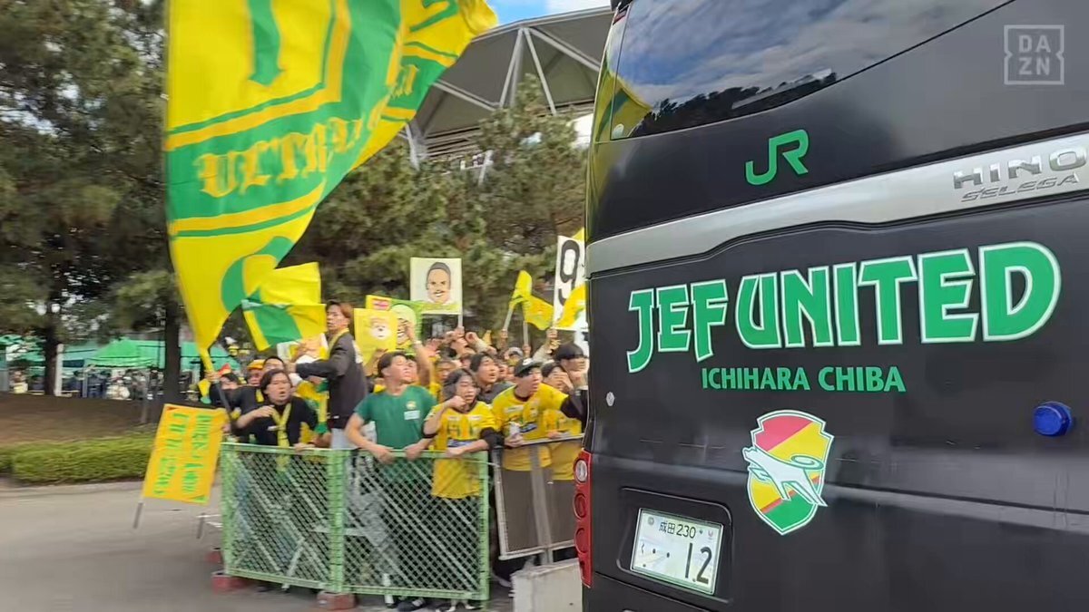 ロアッソ熊本、引き分け狙いで降格！富山は奇跡の残留