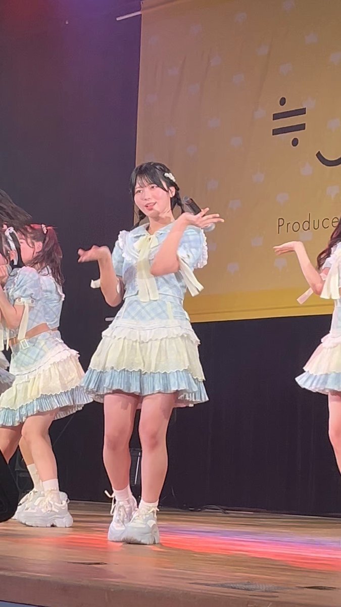 ≠ME ノイミー　江角怜音　生写真 ♡３ヶ月♡ 直筆　チュウ 江角怜音 直筆 生写真 - メルカリ