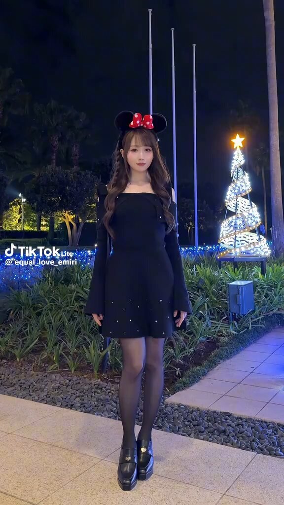 みりにゃページ 🩵(⁎˃؎˂⁎)🩷 パチパチ系選びがち🍨🍬