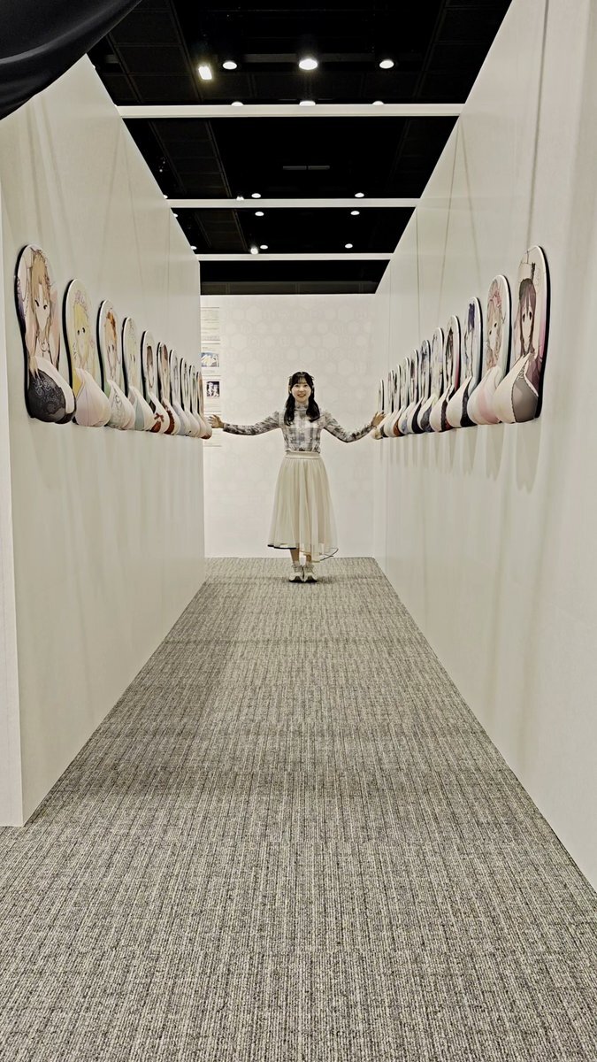 シノマス展で話題の「おっぱいマウスパッドトンネル」とは？