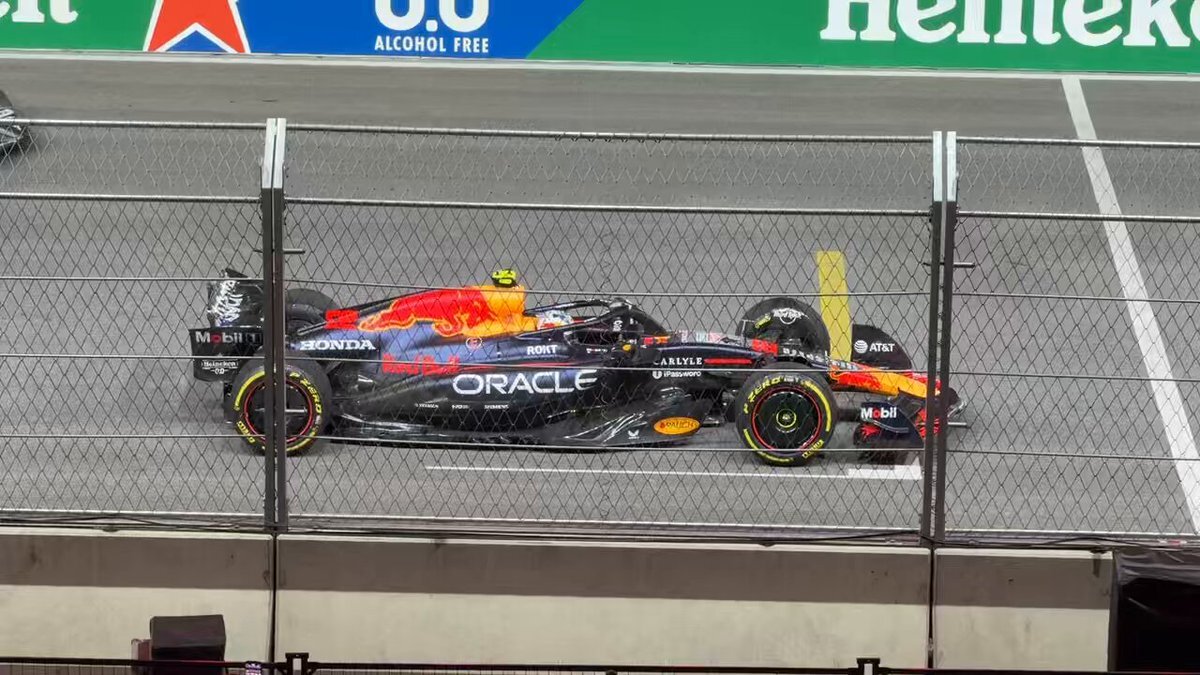 角田裕毅、F1ラスベガスGP FP1で3位！ファン歓喜