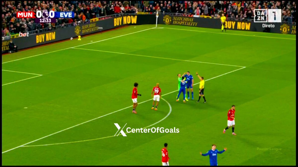 エヴァートン ゲイエ選手、味方への言葉でレッドカード退場