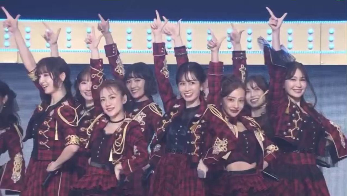 大島優子、AKB48武道館公演でファンを感動させる